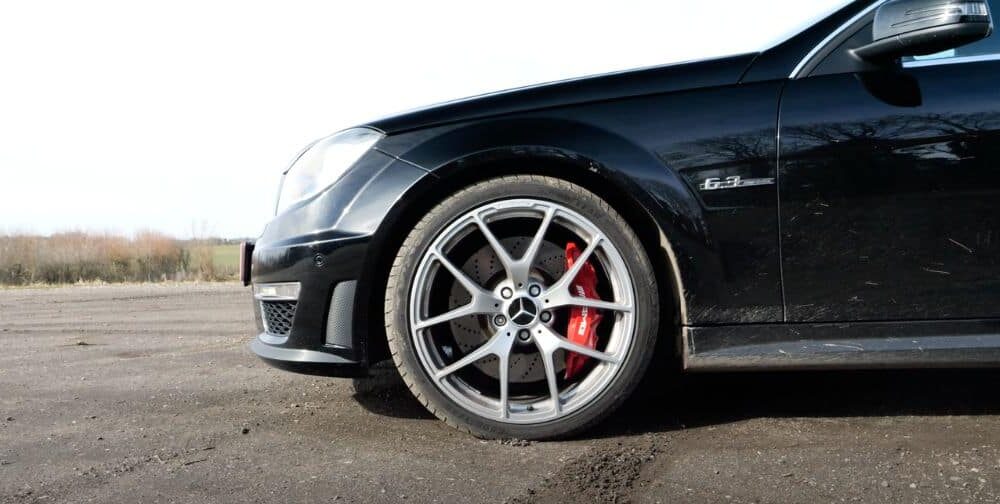 Lease en Mercedes C63 AMG hos Nellemann leasing
