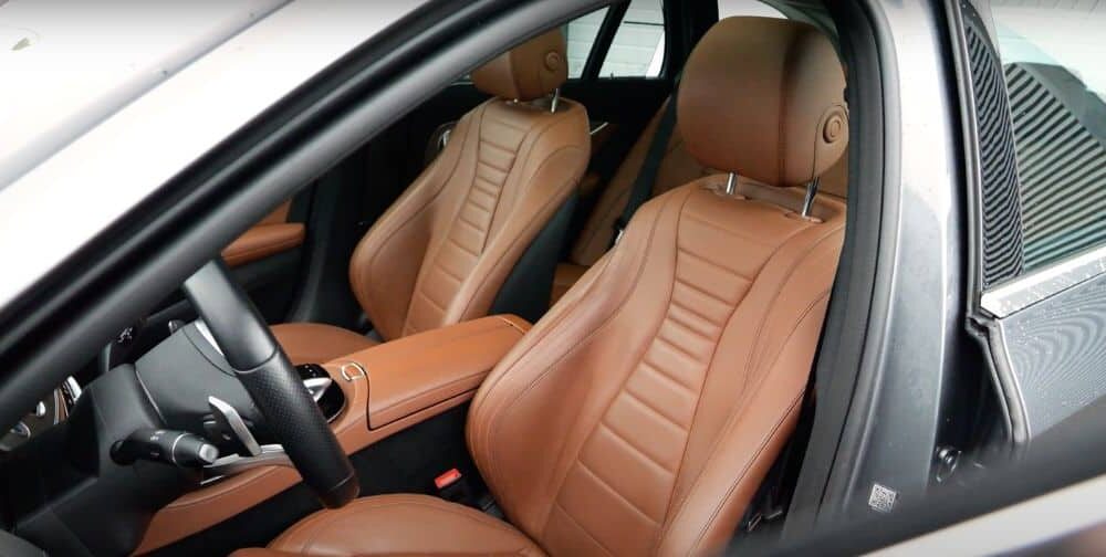 Fuld komfort i Mercedes E300 D til de mange timer på vejen