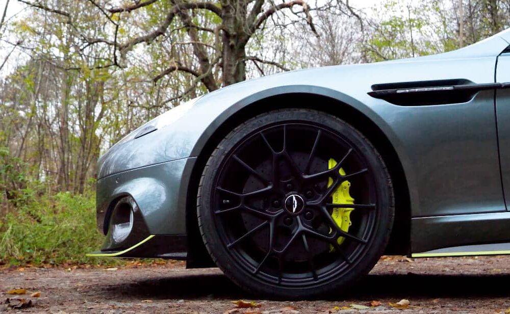 Aston Martin Rapide AMR – FORHJU 1L